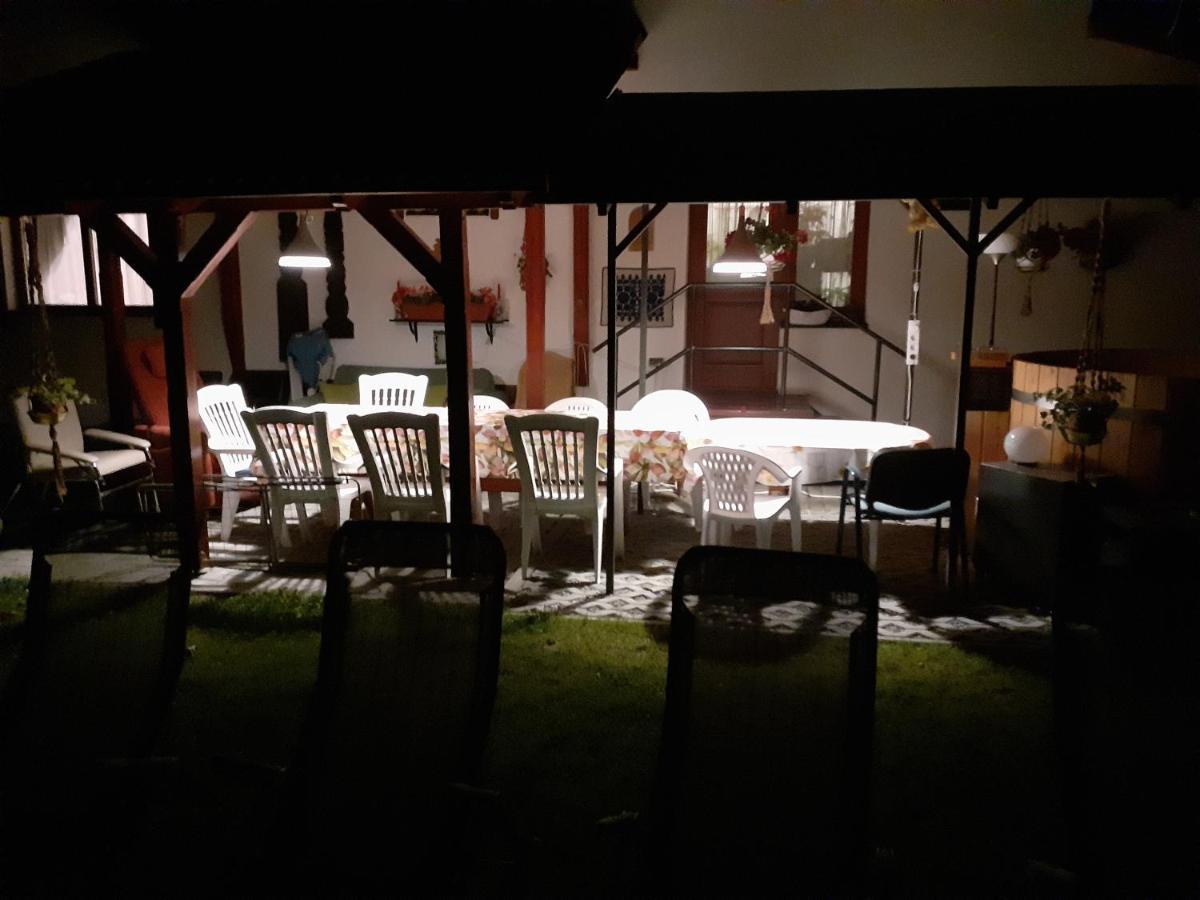 Appartamento Raza Soarelui Sovata Esterno foto