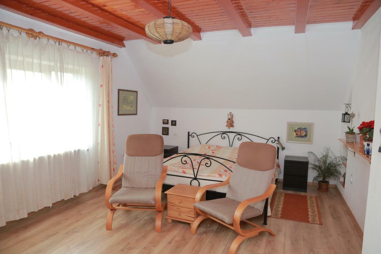 Appartamento Raza Soarelui Sovata Esterno foto